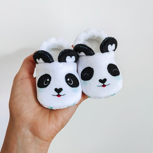 On craque pour ces jolis chaussons panda