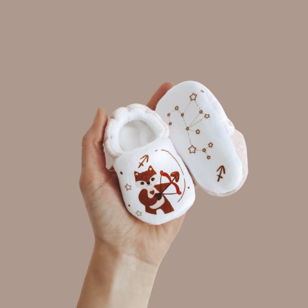 Chaussons bébé - astro ⭐ - de juillet à décembre