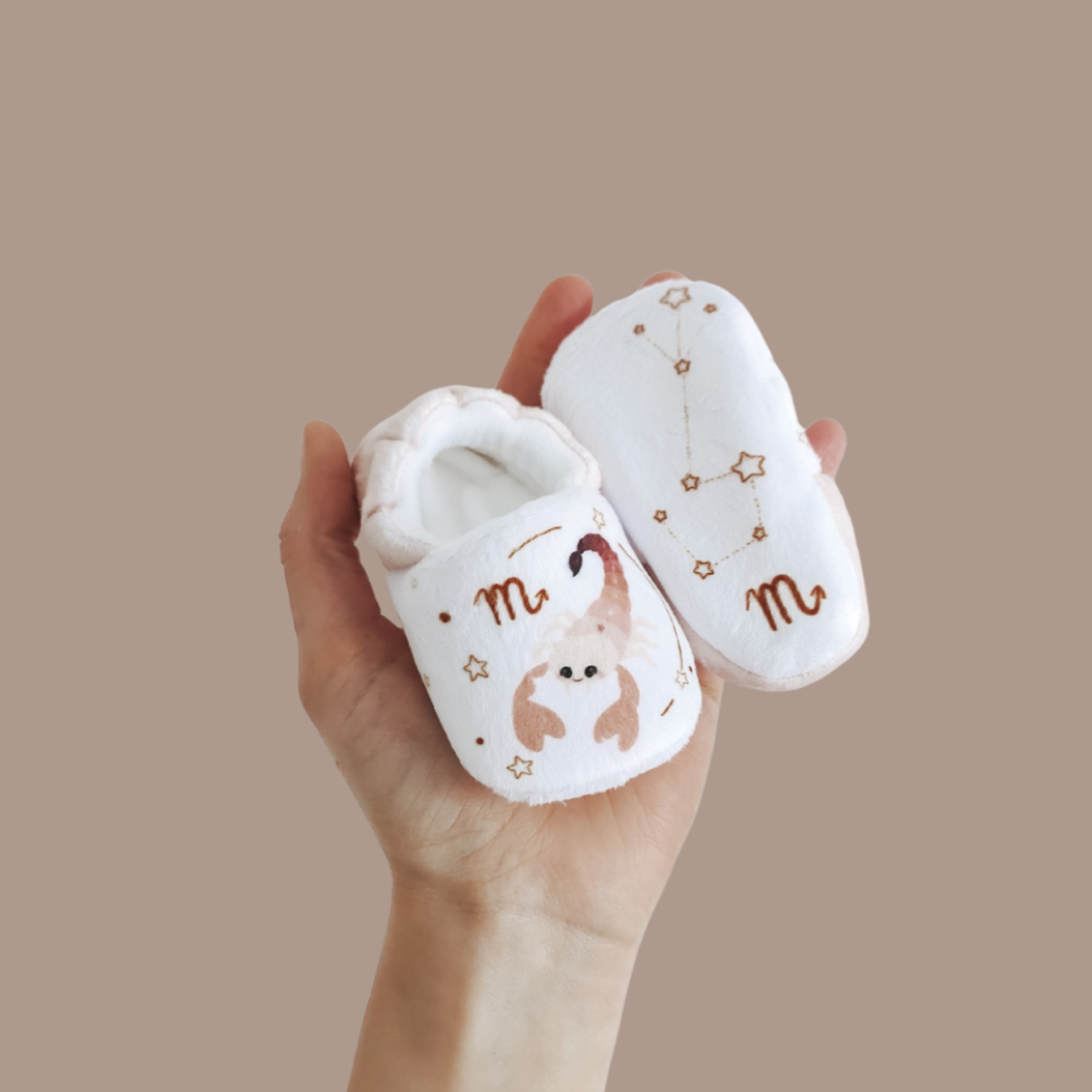 Chaussons bébé - astro ⭐ - de juillet à décembre