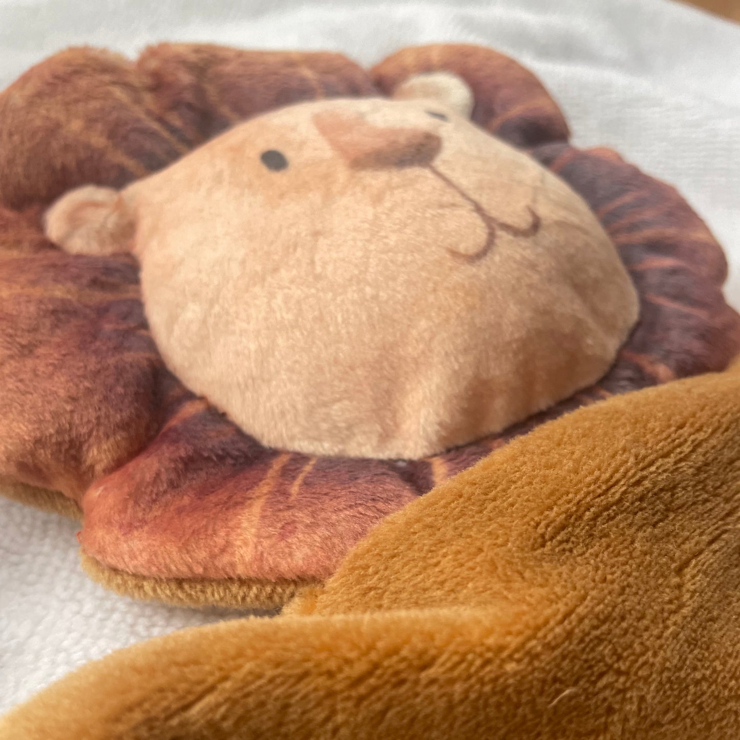 Doudou bébé lion