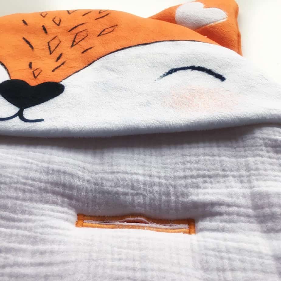 détail intérieur couverture nomade bébé - renard - Zakkids